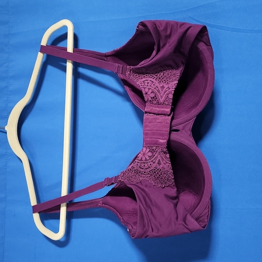 Bra - Picture 2 of 3